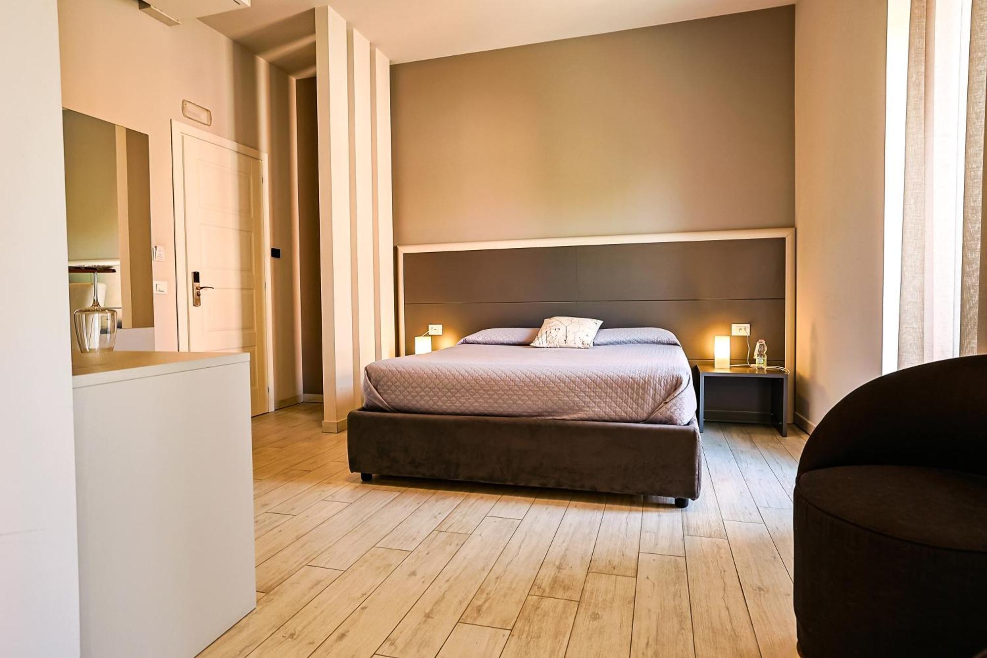 Le Suite Polistena Bagian luar foto